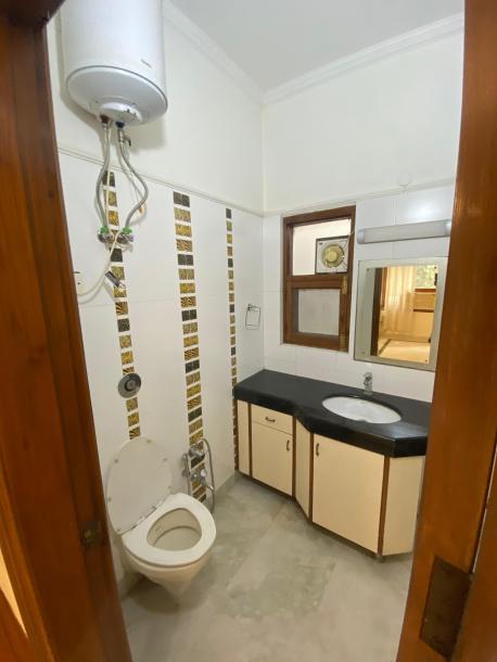 3BHK Builder Floor-5
