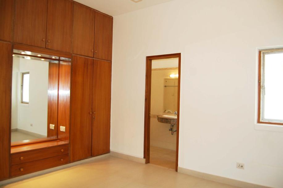 3BHK Builder Floor-10