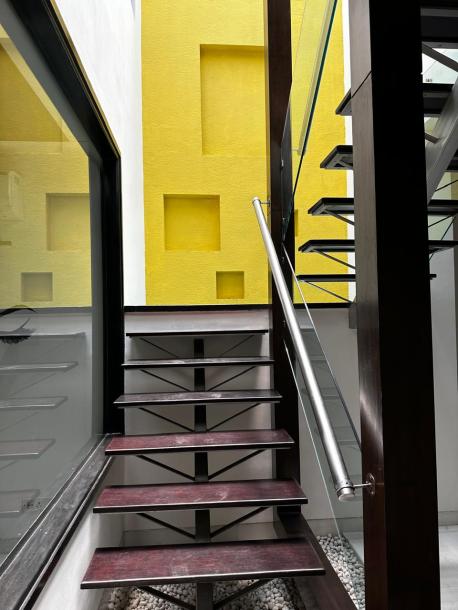 4BHK builder floor-4