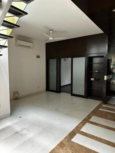 4BHK builder floor-6