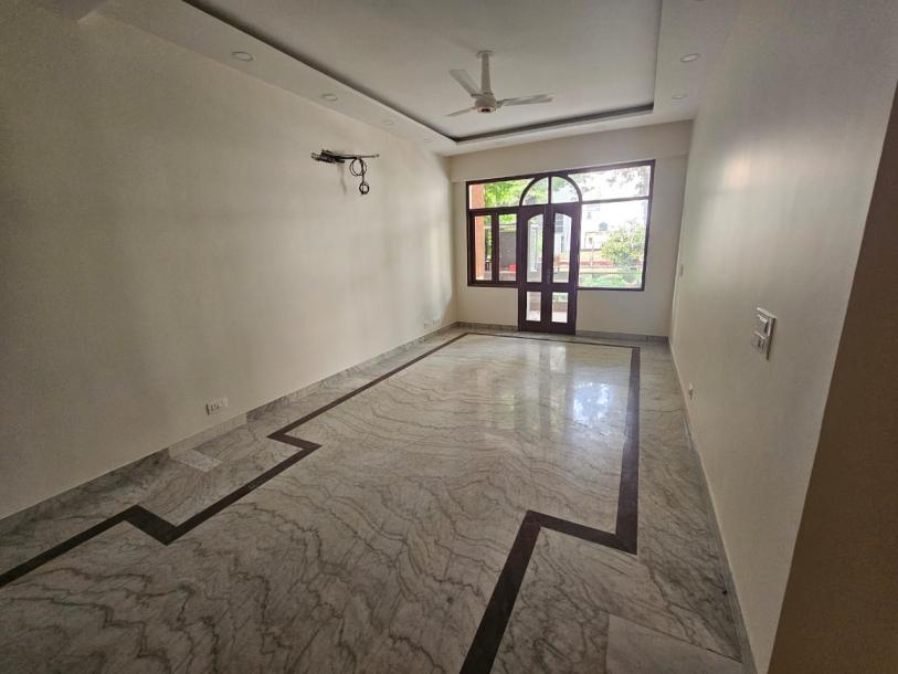 4BHK builder floor-1