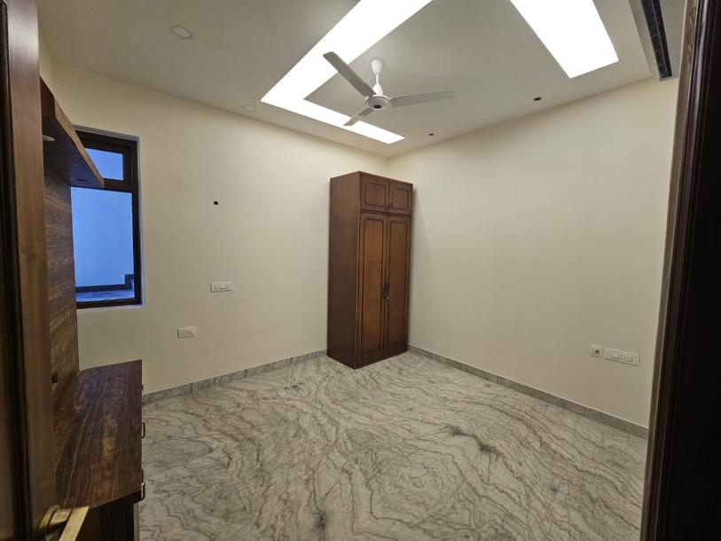 4BHK builder floor-2