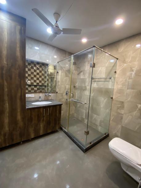 4BHK builder floor-1
