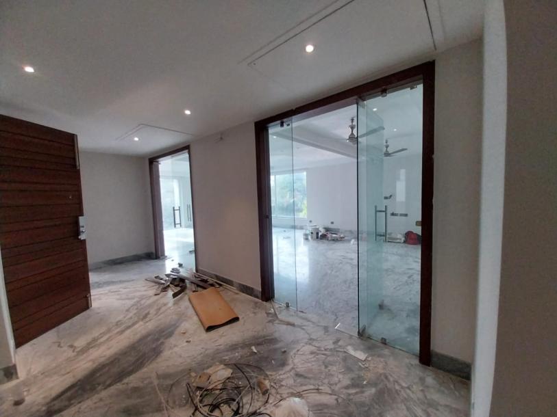4BHK builder floor-6