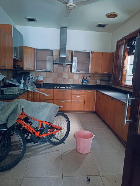 4BHK Builder Floor-11