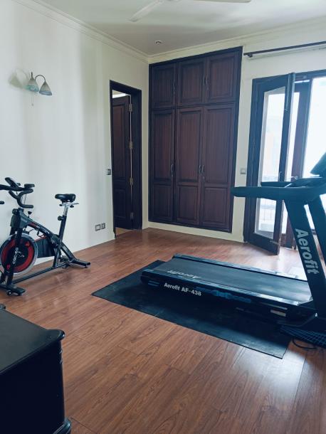 4BHK Builder Floor-8