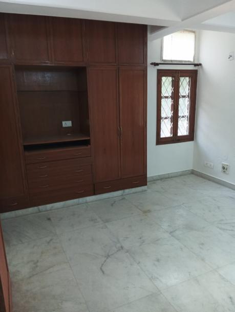 3BHK Builder Floor-9