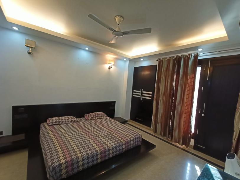 3BHK Builder Floor-2