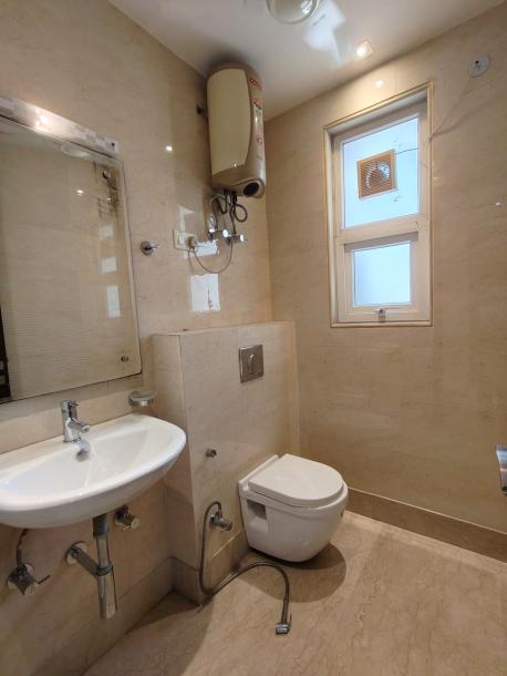 3BHK Builder Floor-5