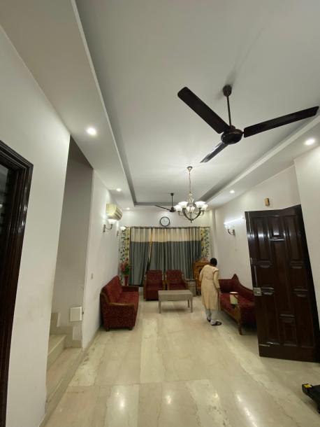 3BHK Builder Floor-2