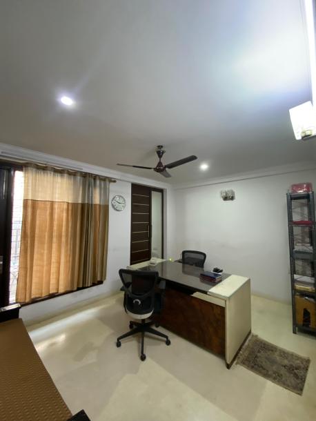 3BHK Builder Floor-1
