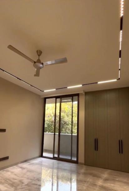 4BHK Builder Floor-8