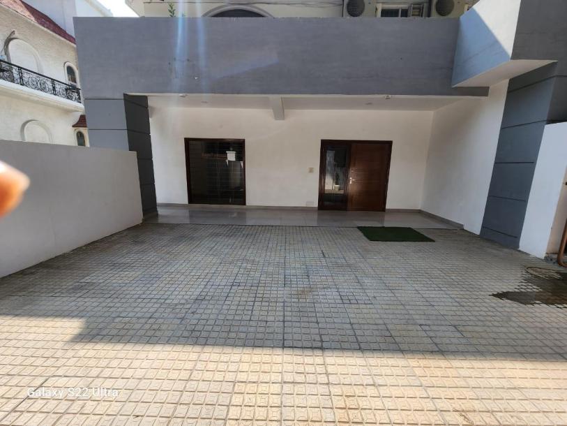4BHK Builder Floor-4