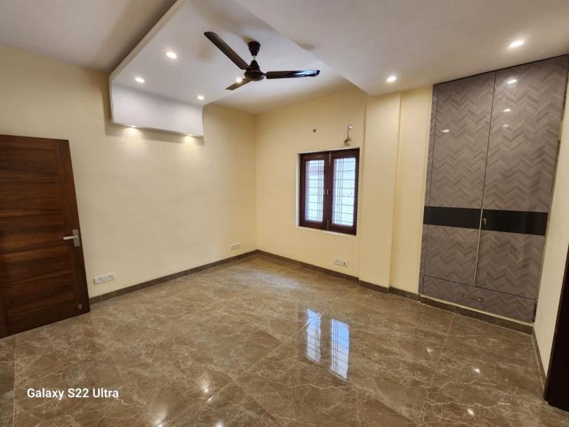 4BHK Builder Floor-11