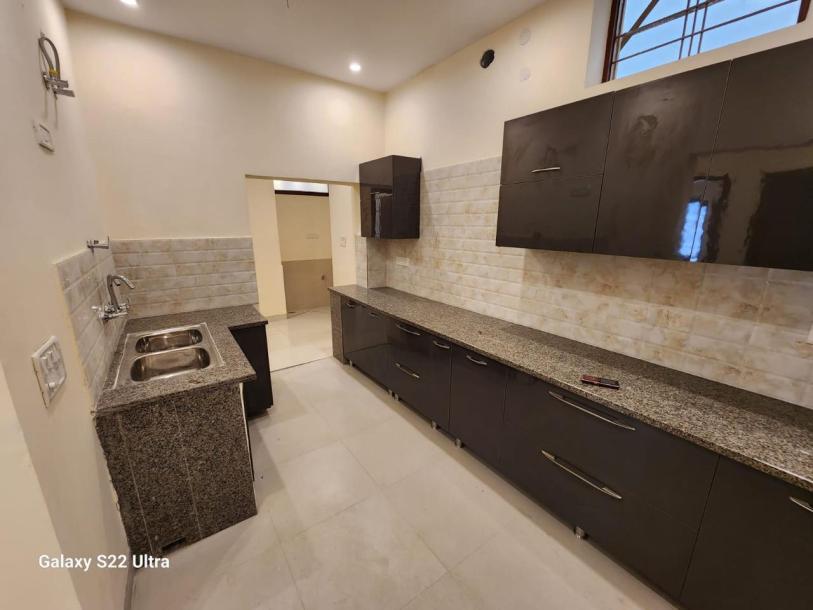 4BHK Builder Floor-18