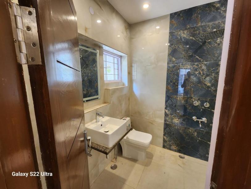 4BHK Builder Floor-19