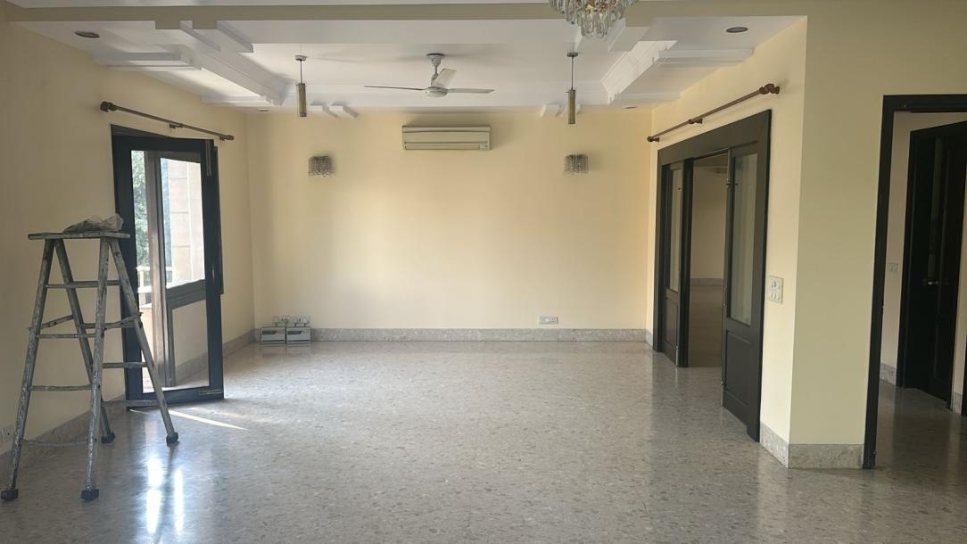4BHK Builder Floor-1
