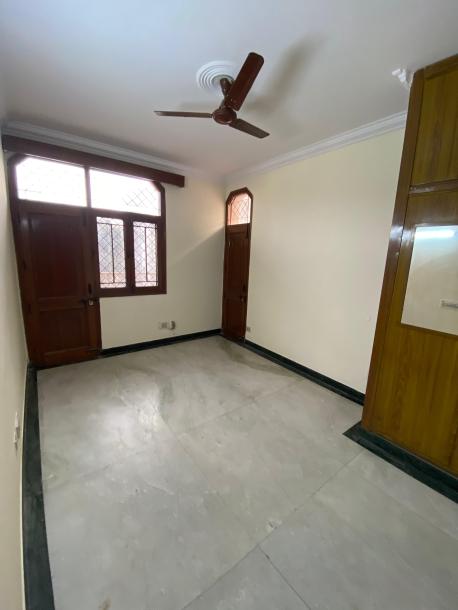 3BHK Builder Floor-11