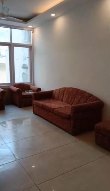 3BHK Builder Floor-12