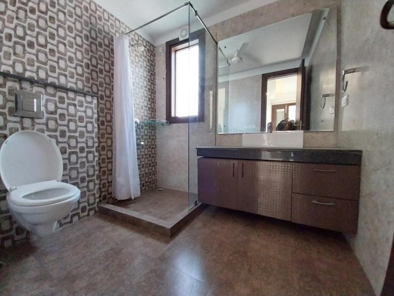 4BHK Builder Floor-3