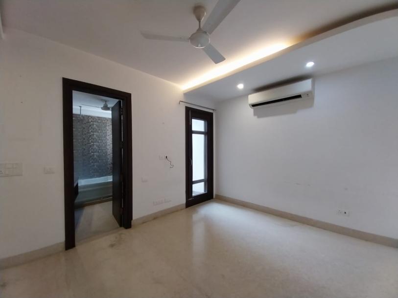 4BHK Builder Floor-9