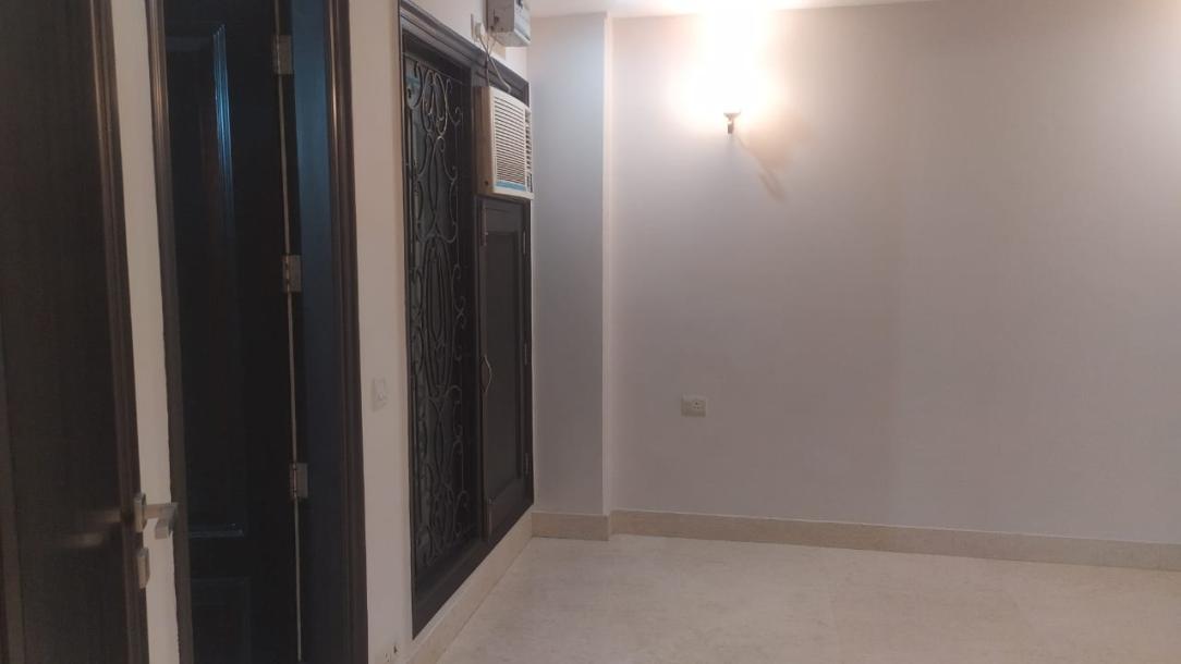 3BHK Builder Floor-18
