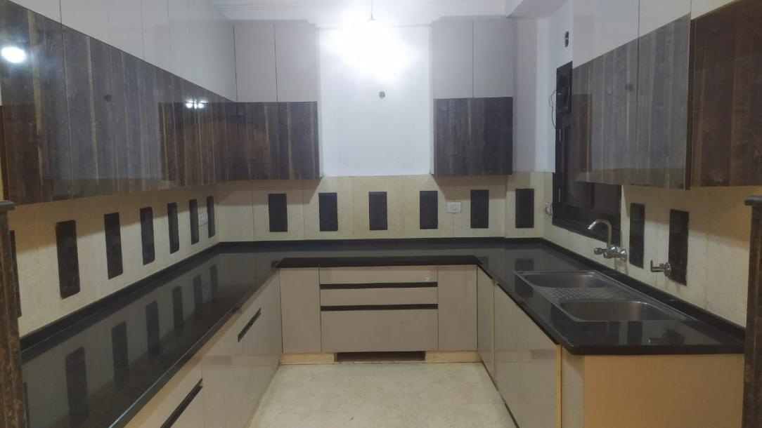 3BHK Builder Floor-7