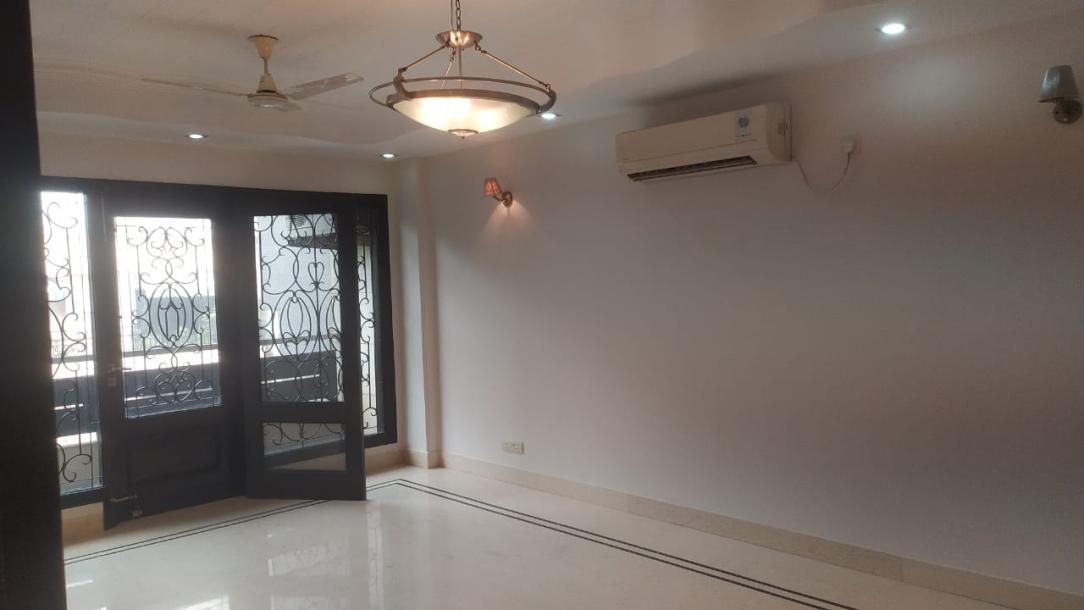 3BHK Builder Floor-19
