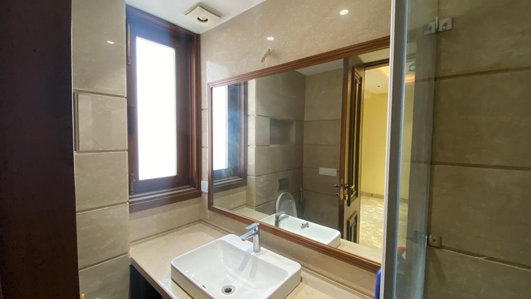 4BHK Builder Floor-12