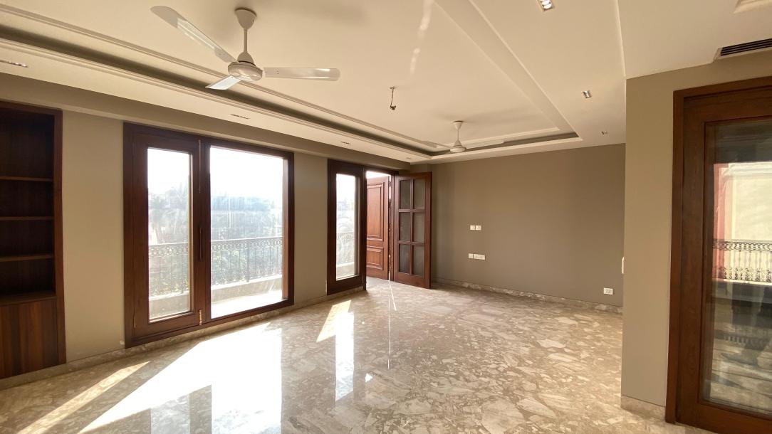 4BHK Builder Floor-1