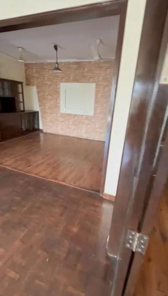 3BHK Builder Floor-12