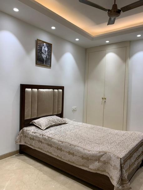 4BHK Builder Floor-13