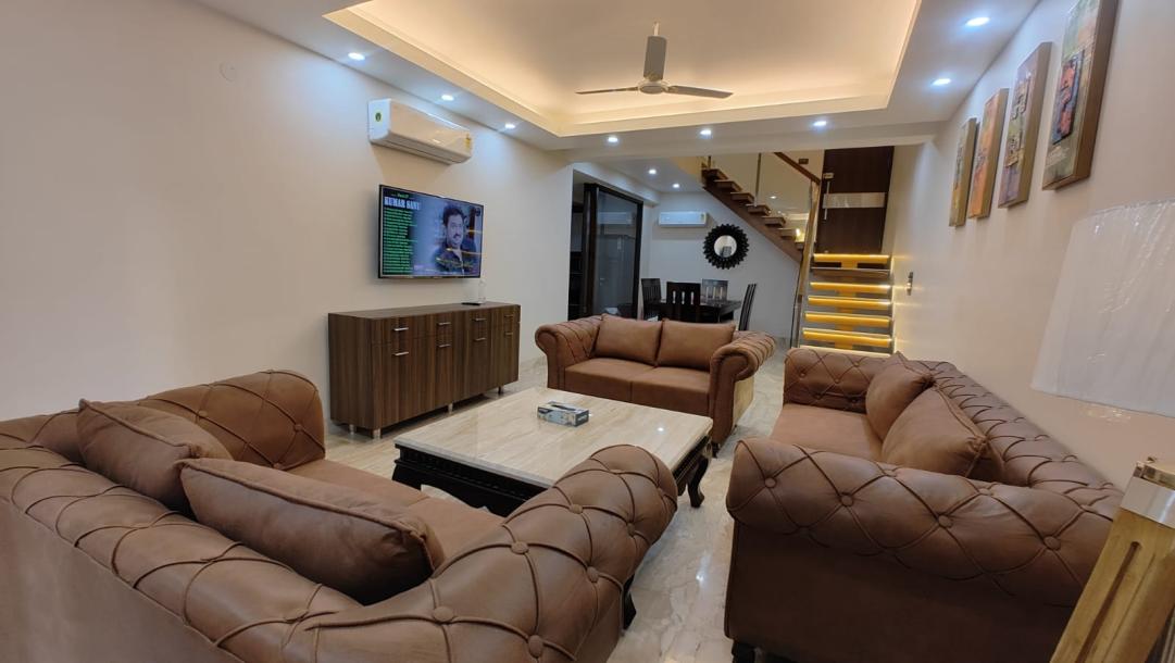 3BHK Builder Floor-4