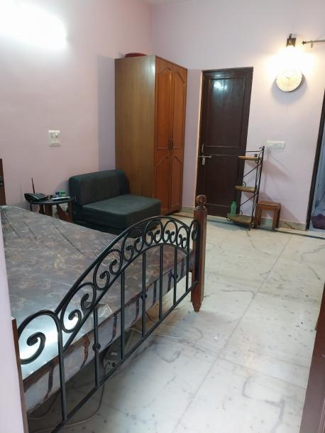 3BHK Builder Floor-9