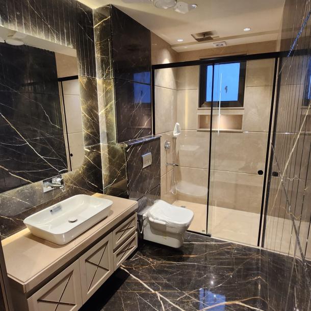 4BHK builder floor-1