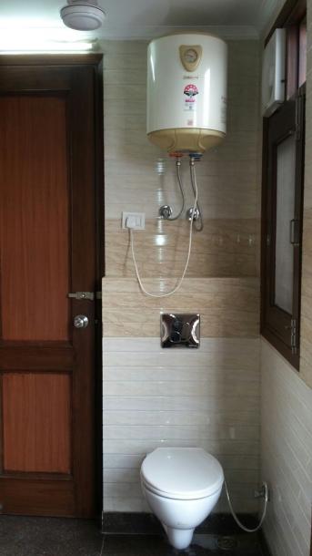 3BHK Builder Floor-9